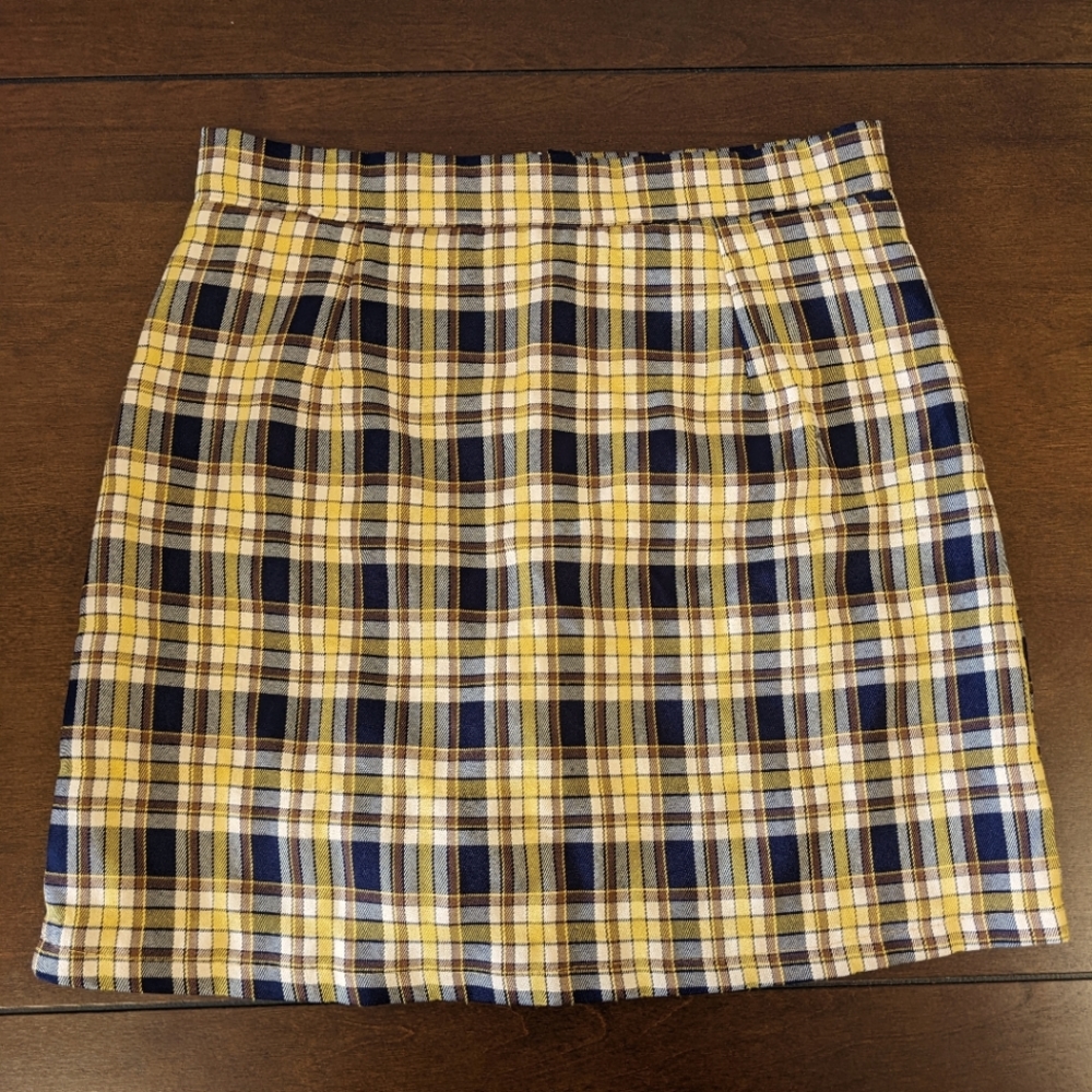 Yellow Plaid Mini Skirt, Size XS-S